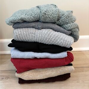 Women’s Sweater Lot Size XS-Small